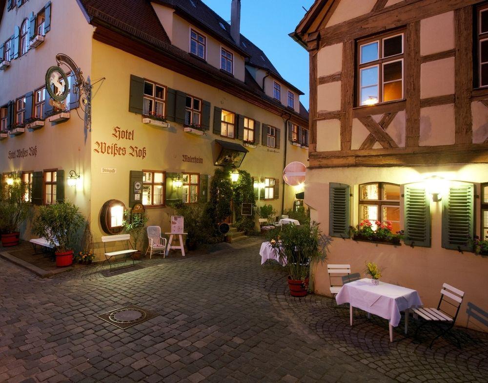 Hotel Weisses Ross Dinkelsbuhl Bagian luar foto